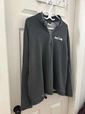 Nike Seahawks Long Sleeve Sweatshirt